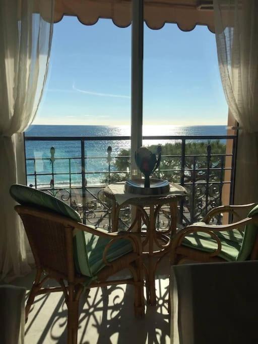 Victoria Bilocale Centro Citta E Vista Mare Apartment Menton Exterior foto